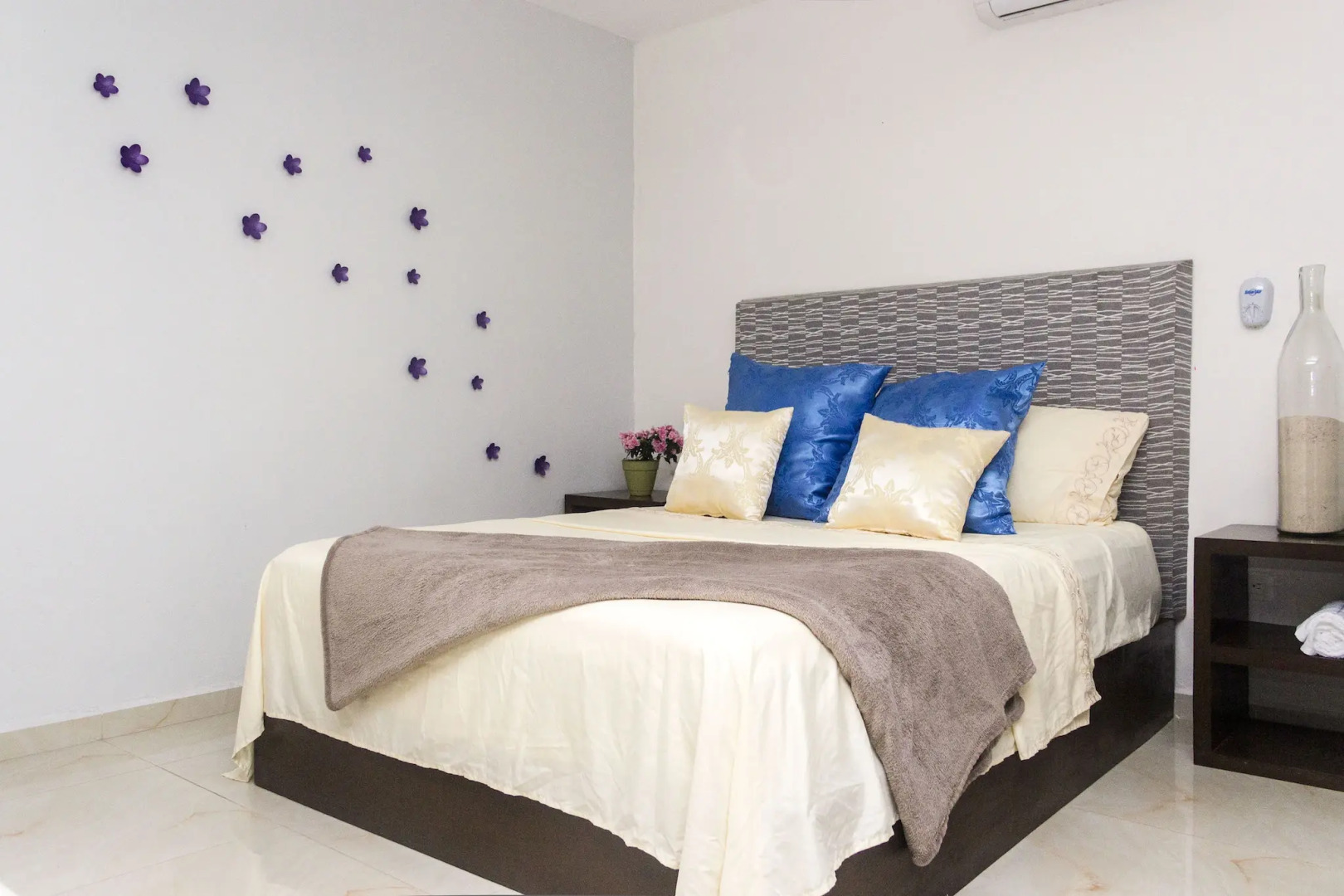 Апарт-Отель Aquamarina Suites