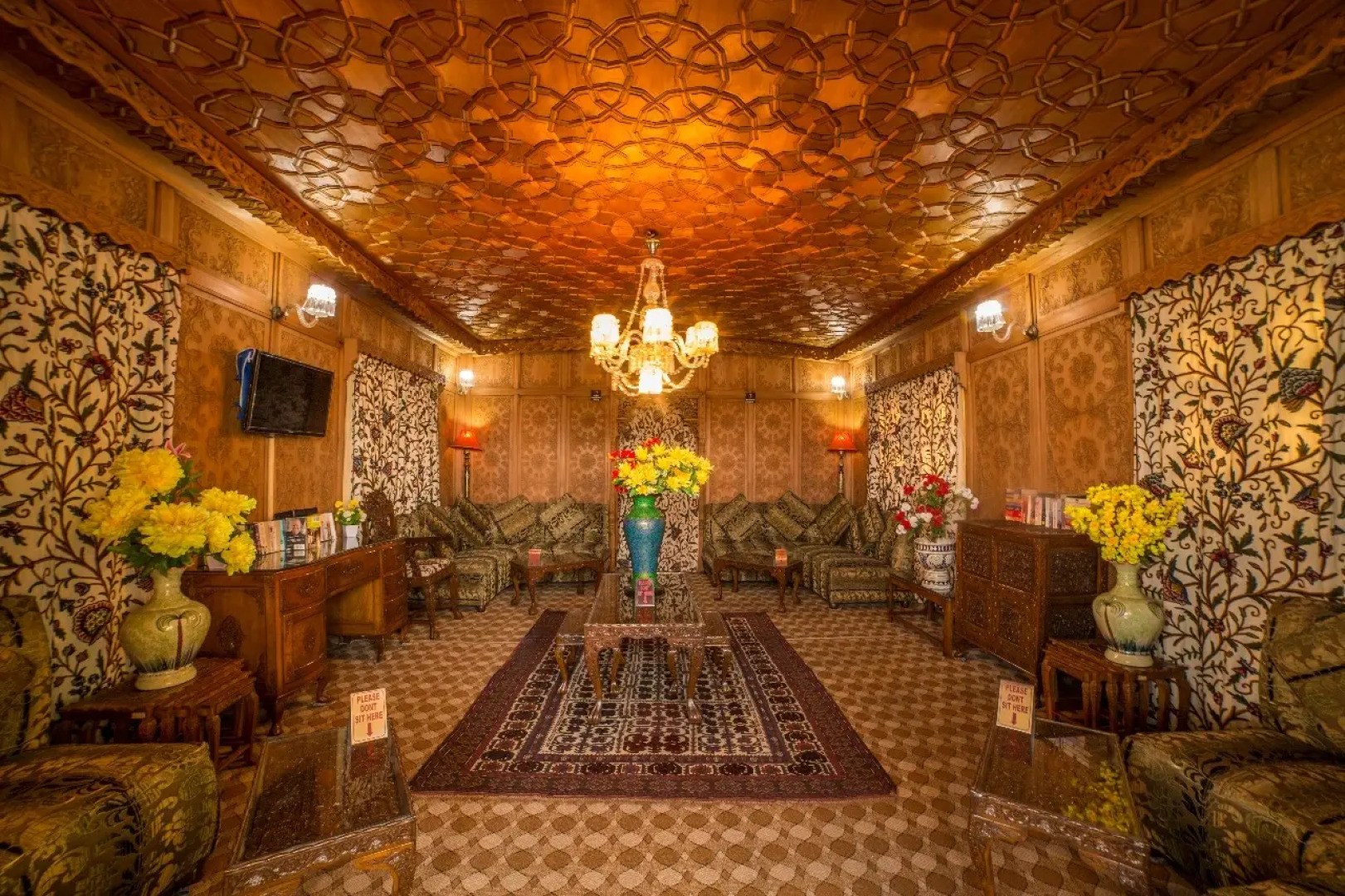 Отель Swan Group Of Houseboats