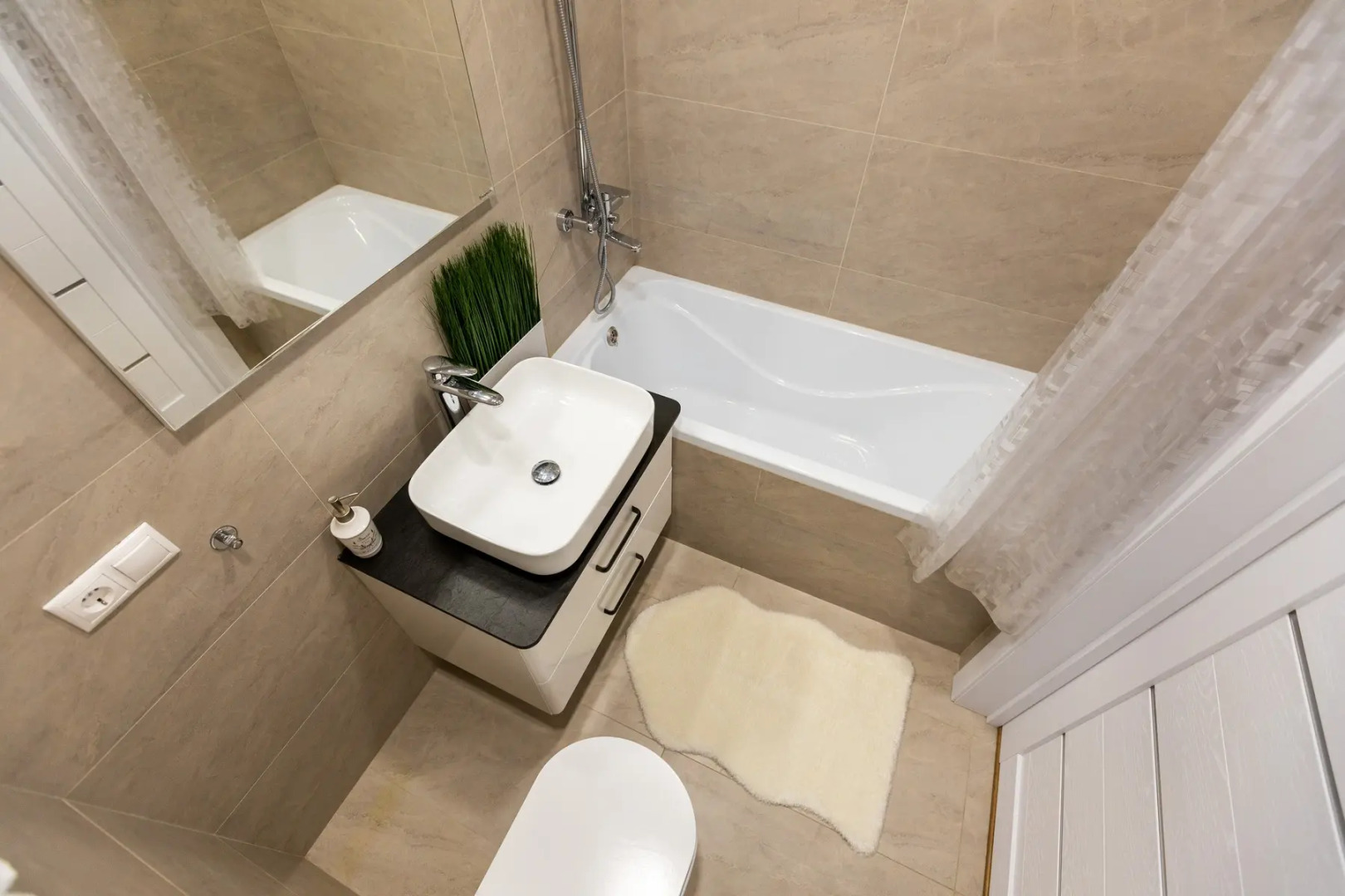 Апартаменты Сутки Уфа на Рудольфа Нуреева 6.235