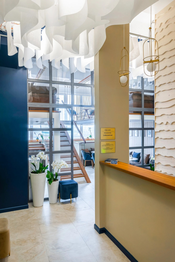 Отель Lido Central