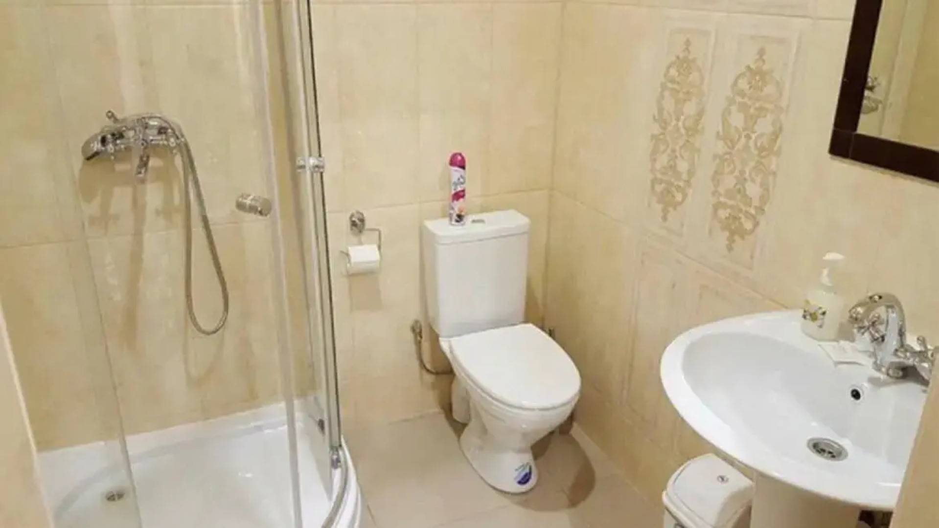 Гостиница Гомбор