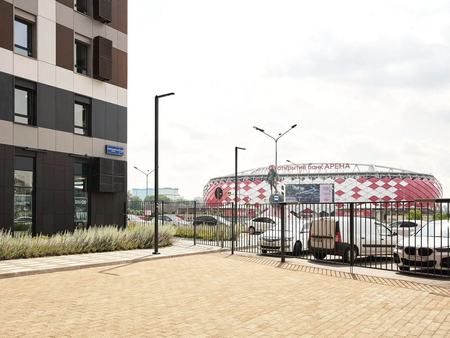 Апартаменты Уютная новая студия у метро Спартак