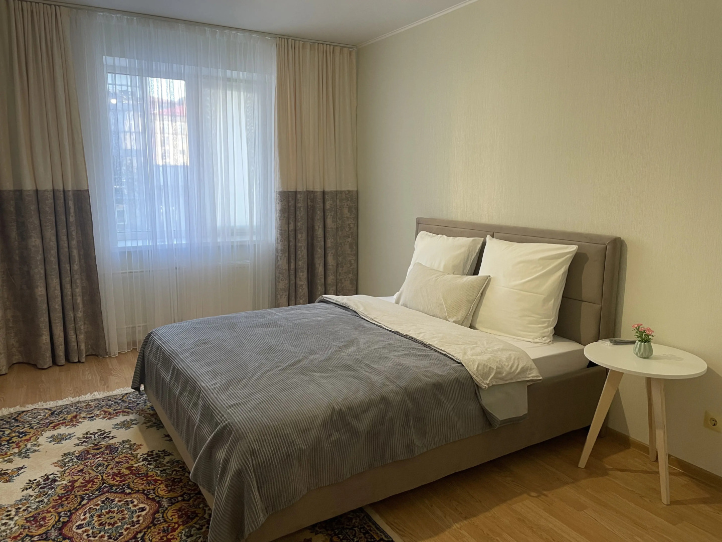 Квартира Просторная 2-комнатная квартира у реки Шоша на первой линии