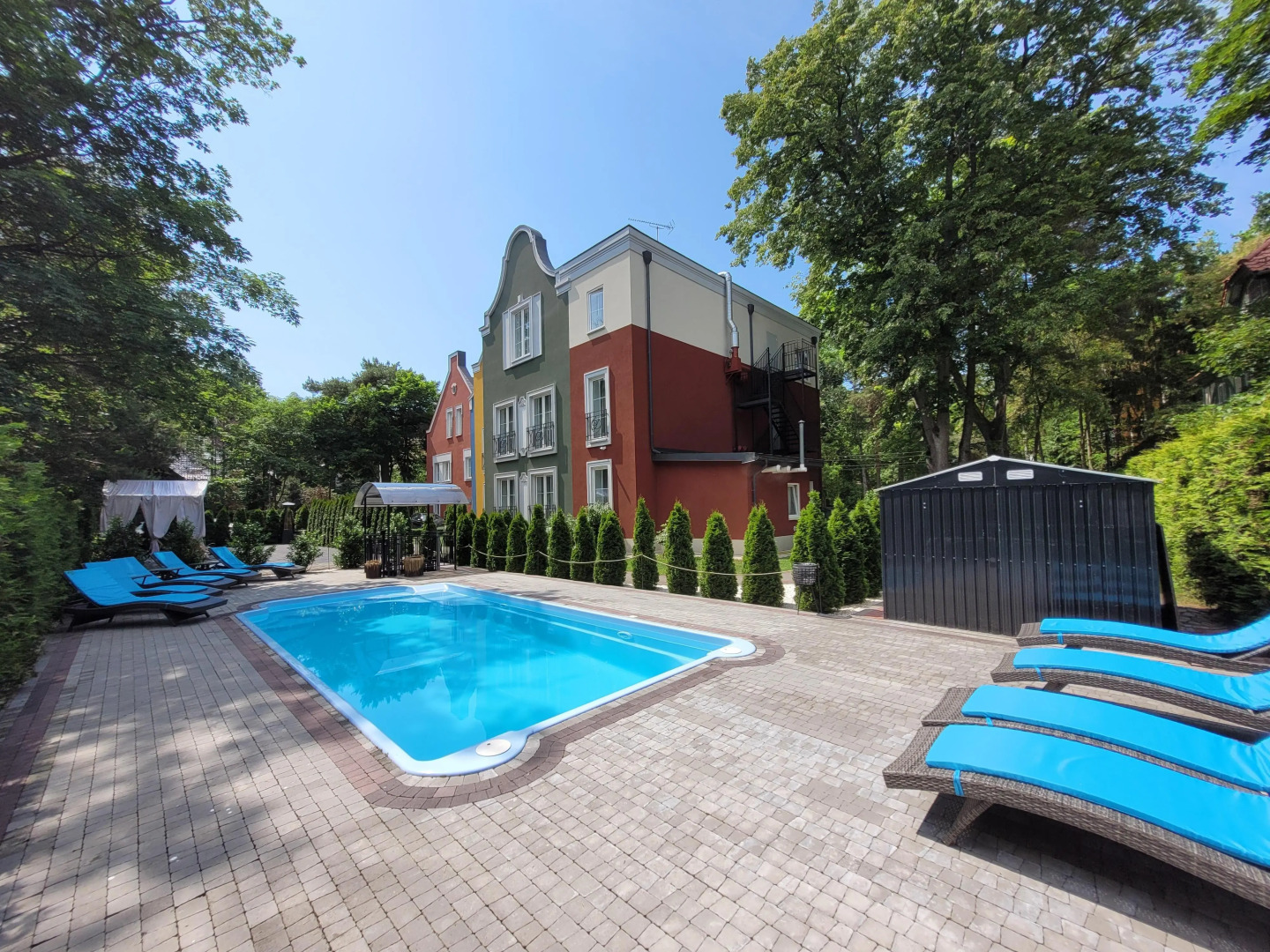 Отель Мадам Эль