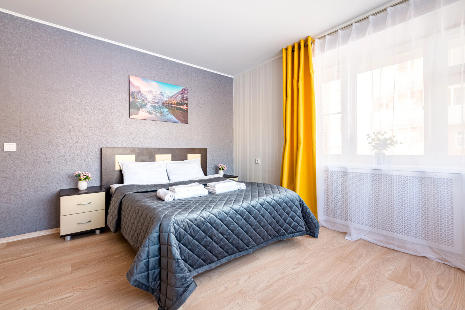 Квартира 1-к у залива на Маркова 8/2 от RentAp, 4 сп.места