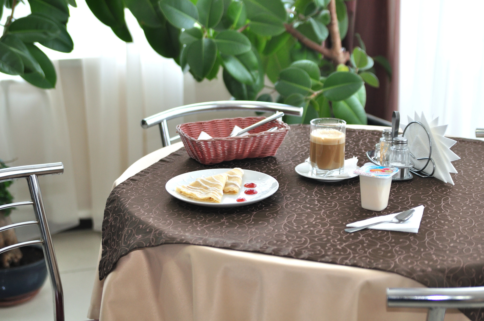 Отель Салют