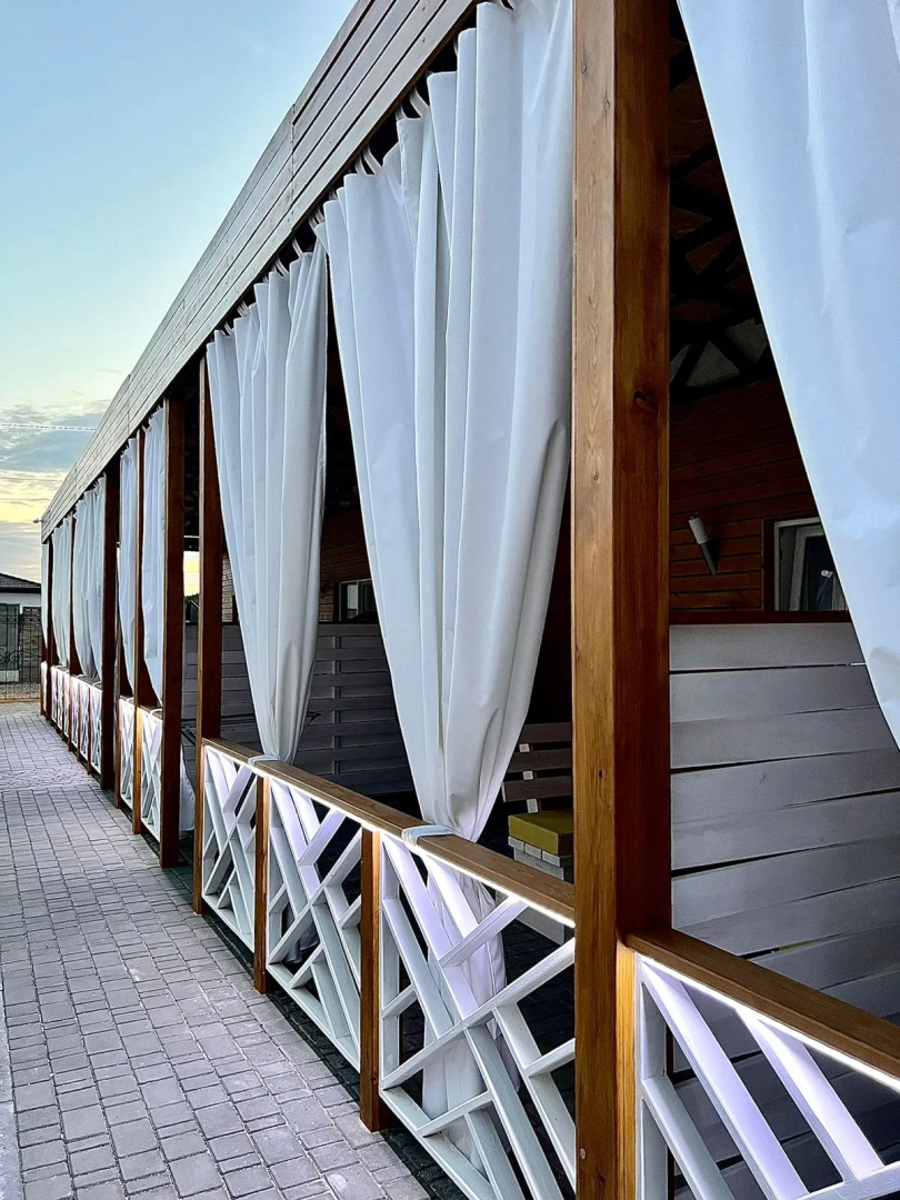 Белый песок