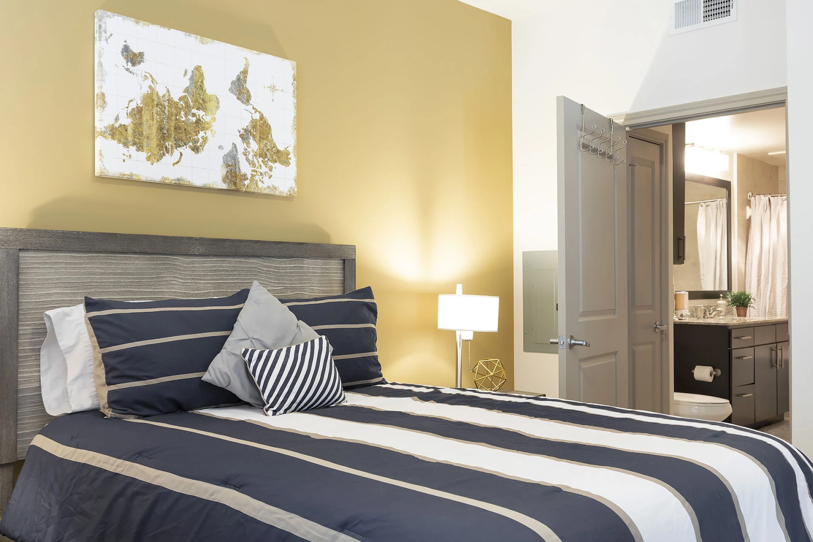 Апартаменты City Place 4323