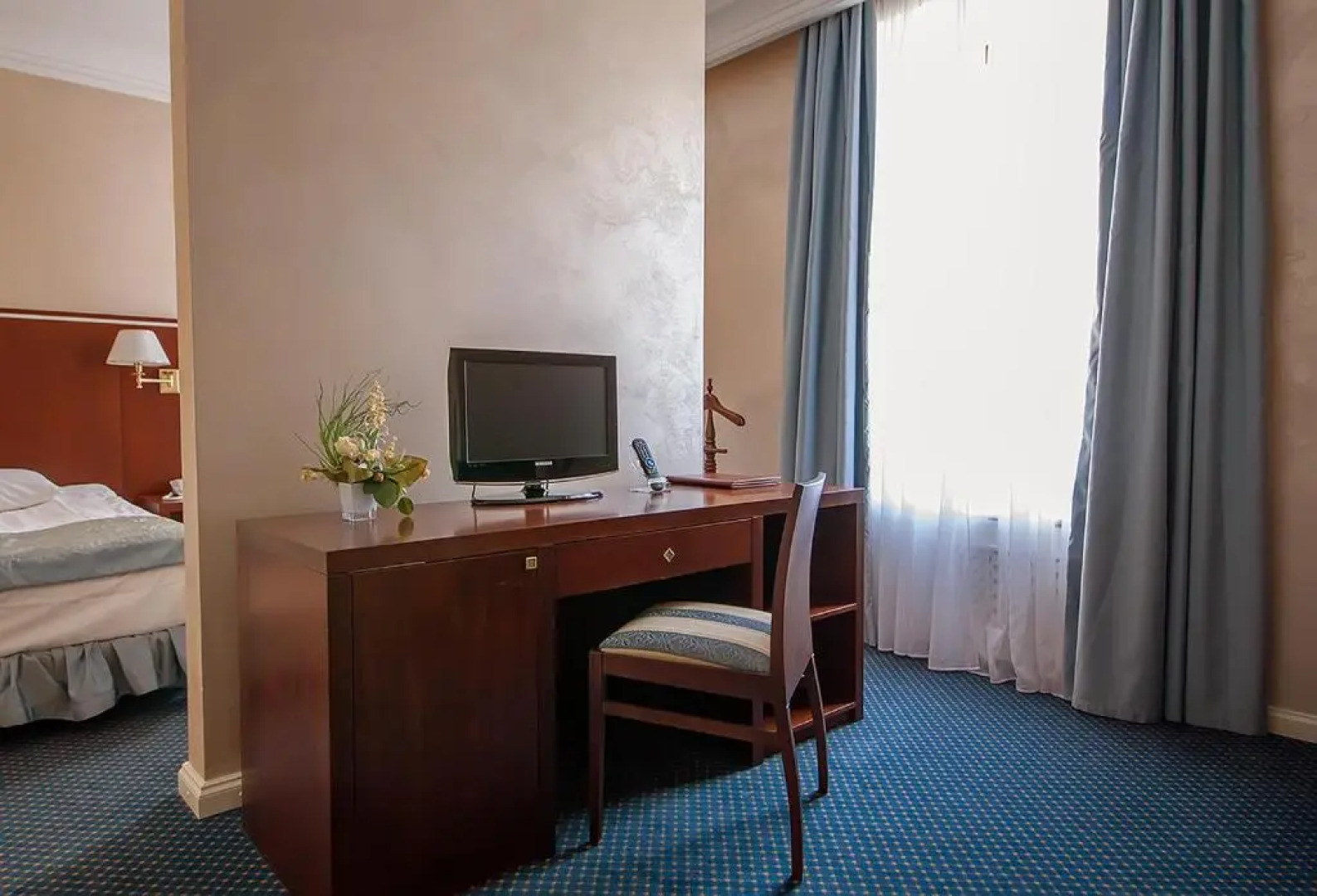 Отель Меркурий