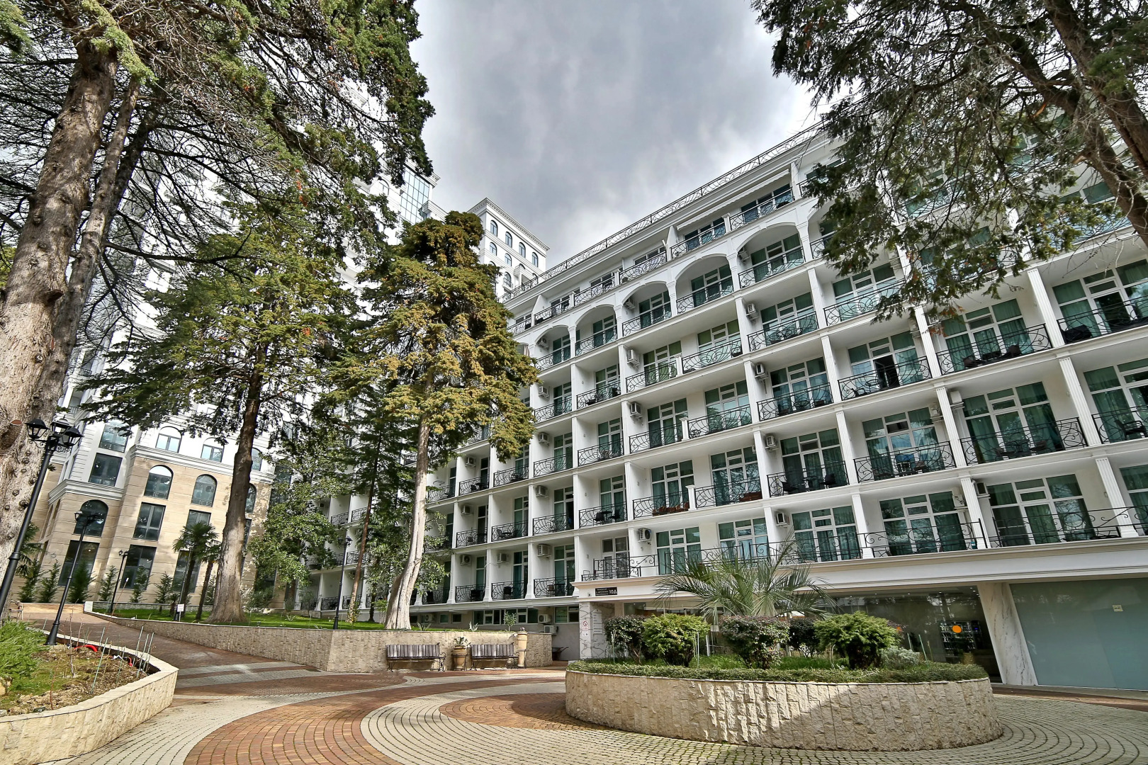 Апартаменты ApartAmore Покровский Парк улучшенный с Видом на Парк