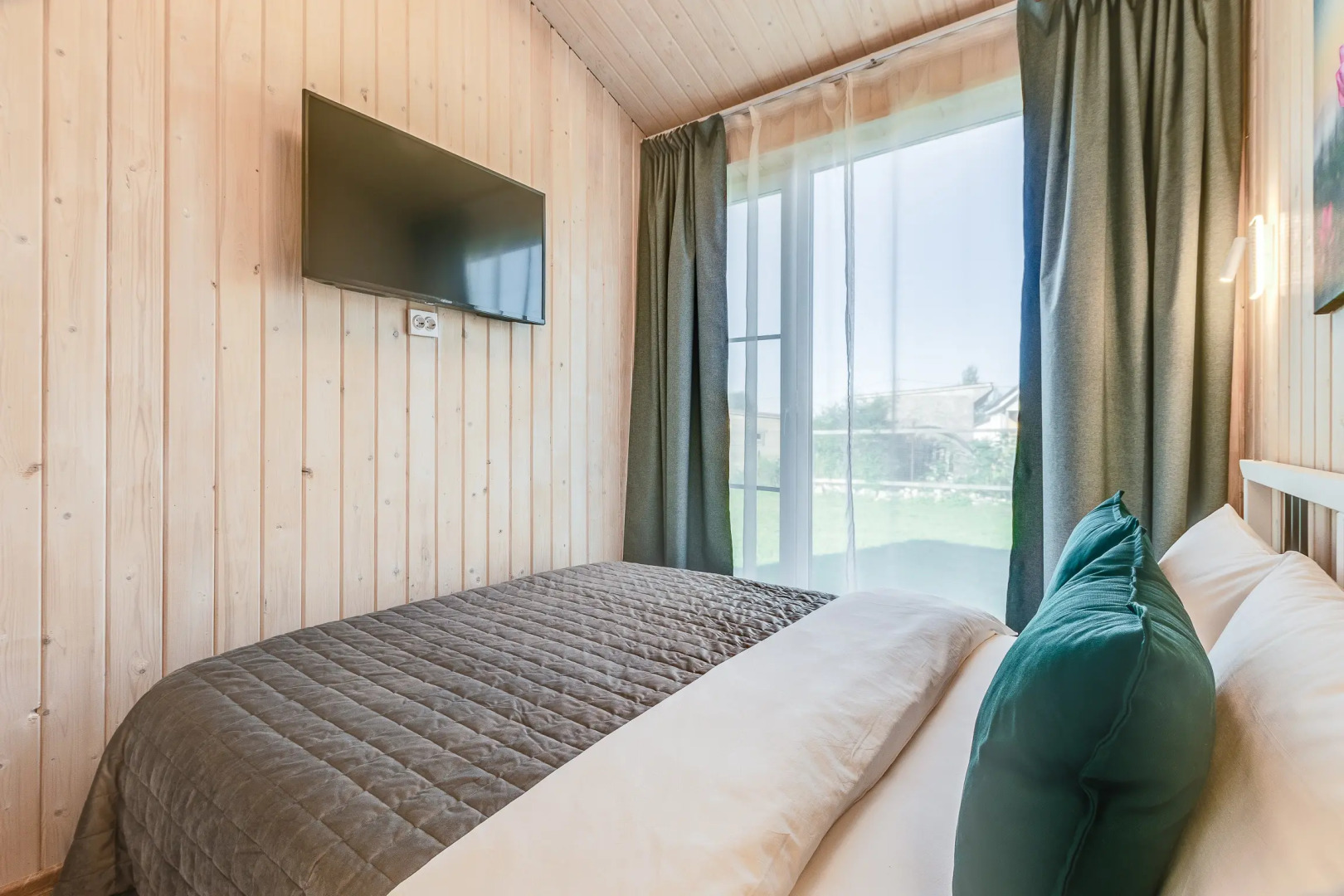 Частный дом с баней на дровах загородный