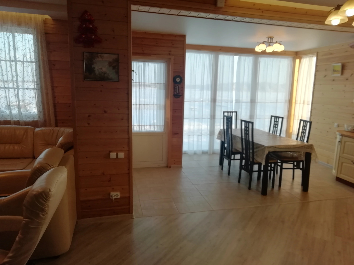 Shale V Kazhma Guest house