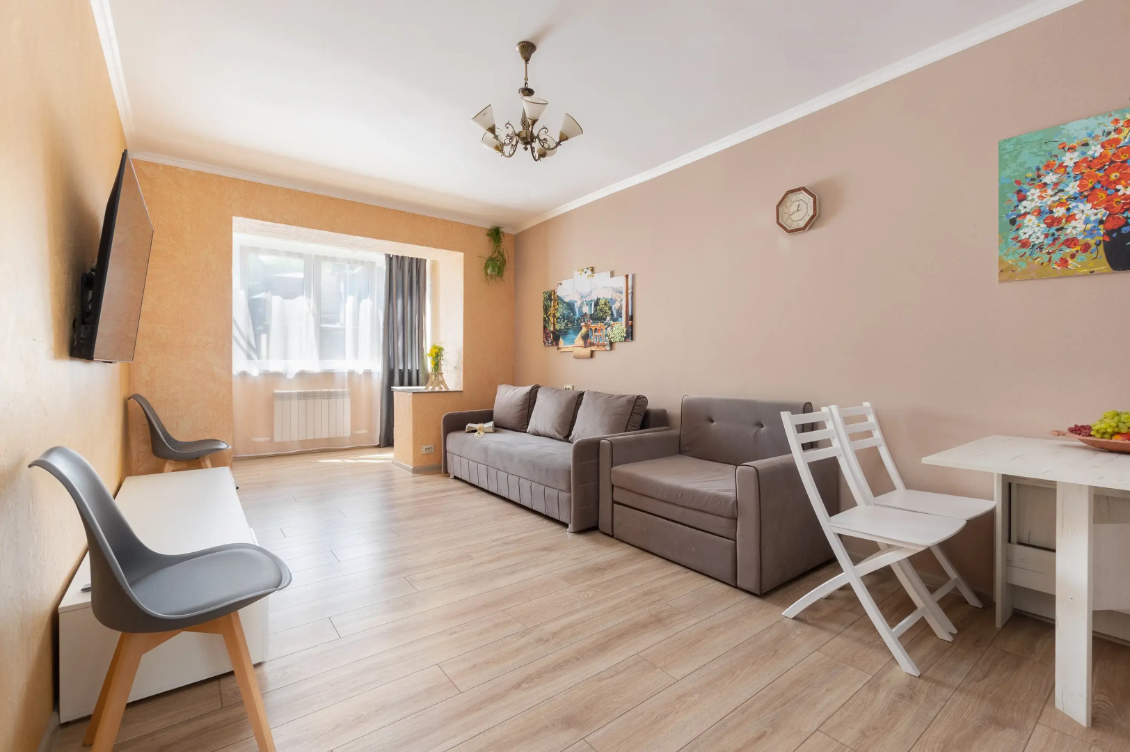 Квартира уютная на Велинградской 21