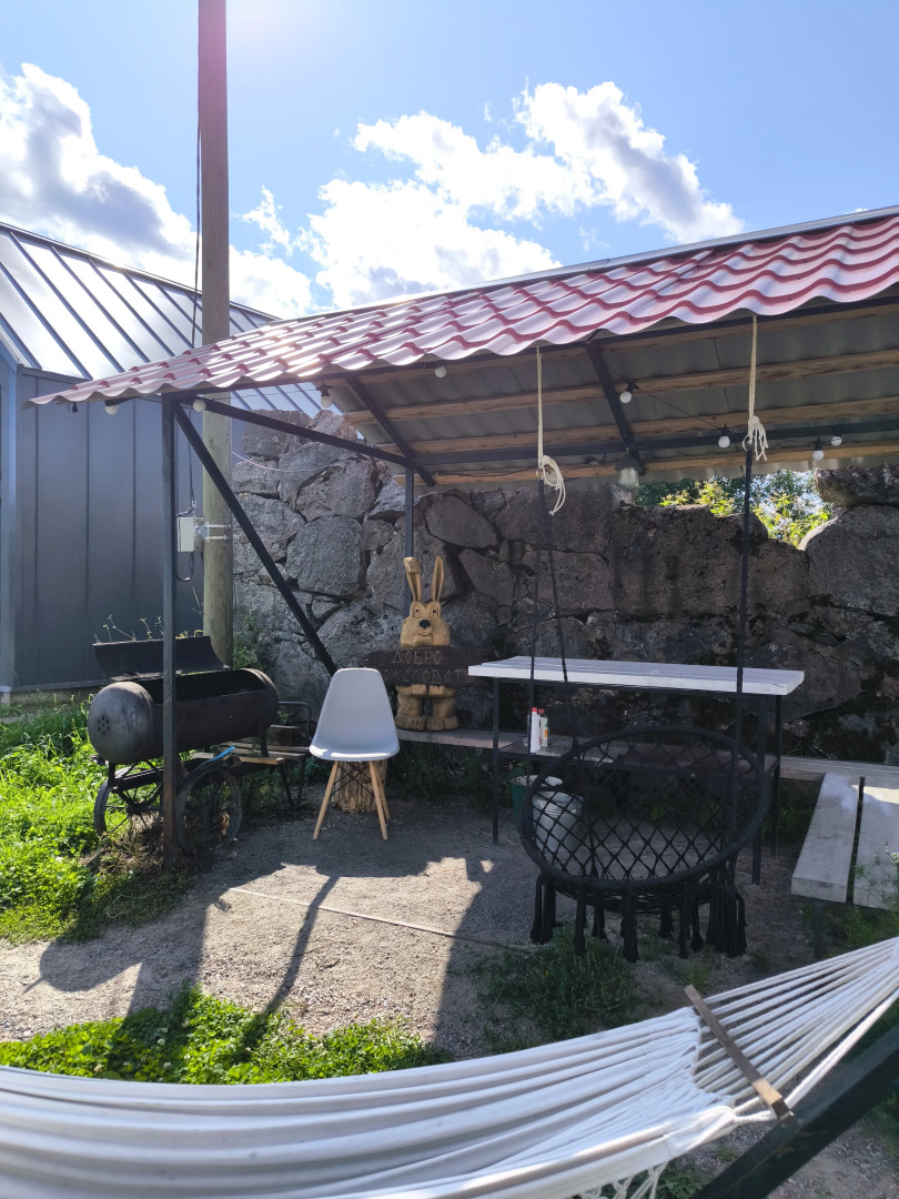 Частный дом Чёрный домик у озера Отрадное