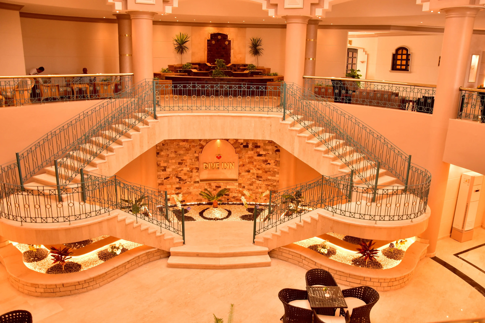 Курортный Отель Dive Inn