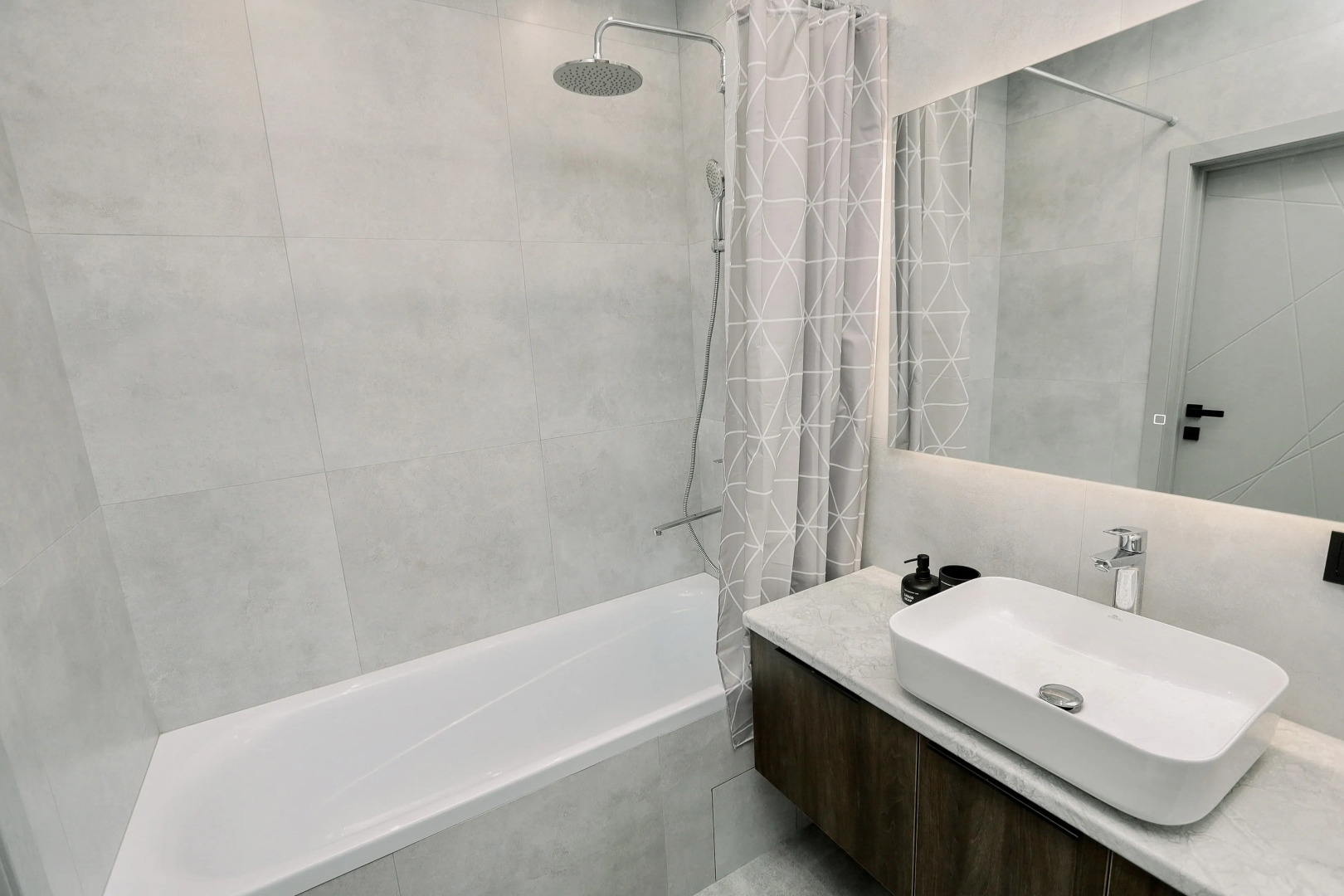 Апартаменты на Карла Маркса 259