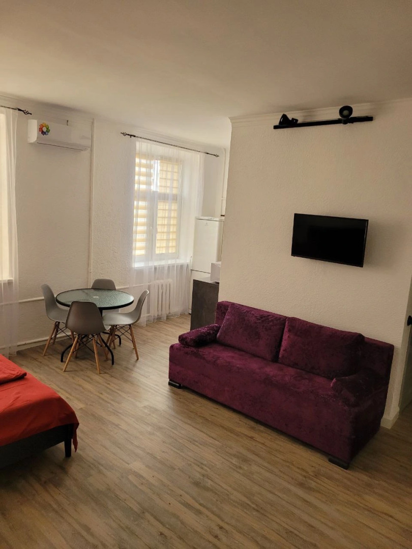 Апартаменты на Островского