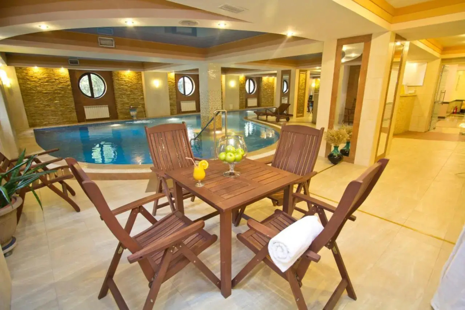 Отель Казжол