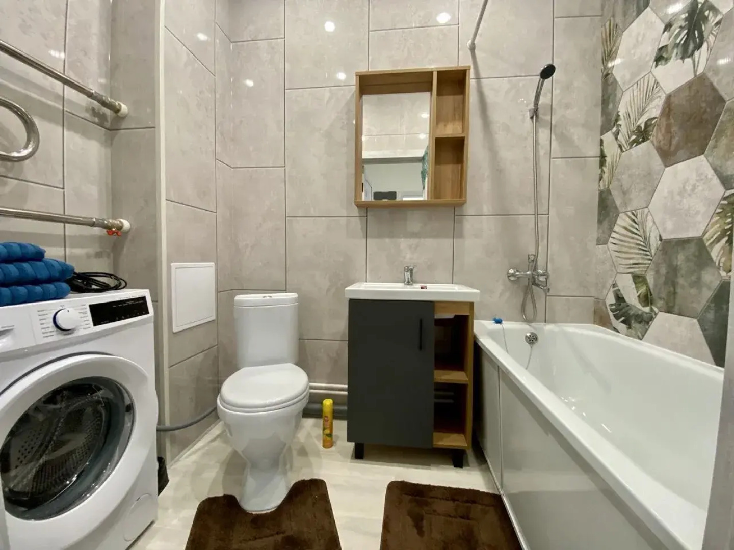 Квартира на Даяна Мурзина 7/1