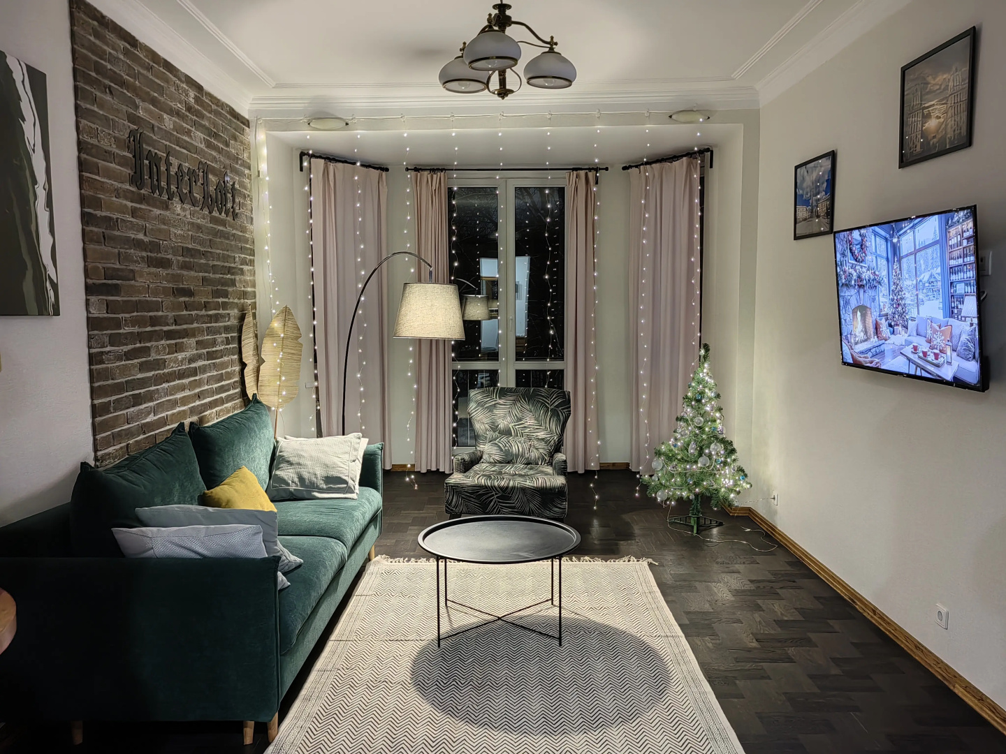 Апартаменты InterLoft 4 Old Town Free Parking Wi-Fi 100/50 Smart TV