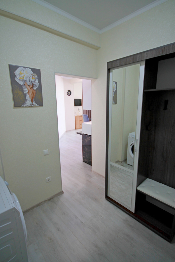 Квартира с Видом на Море и Панорамными Окнами