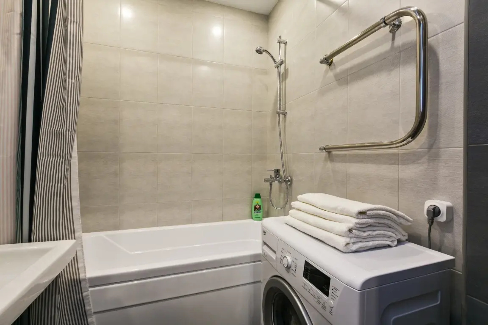 Квартира 1 MaxRealty24 Cходненская 7