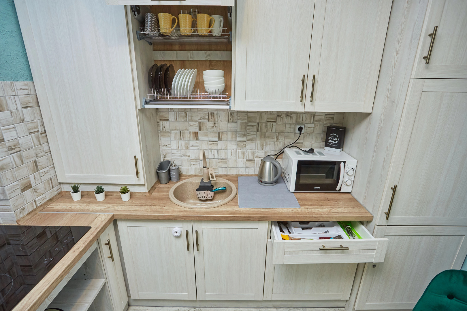 Апартаменты на Тихорецкой Калининград