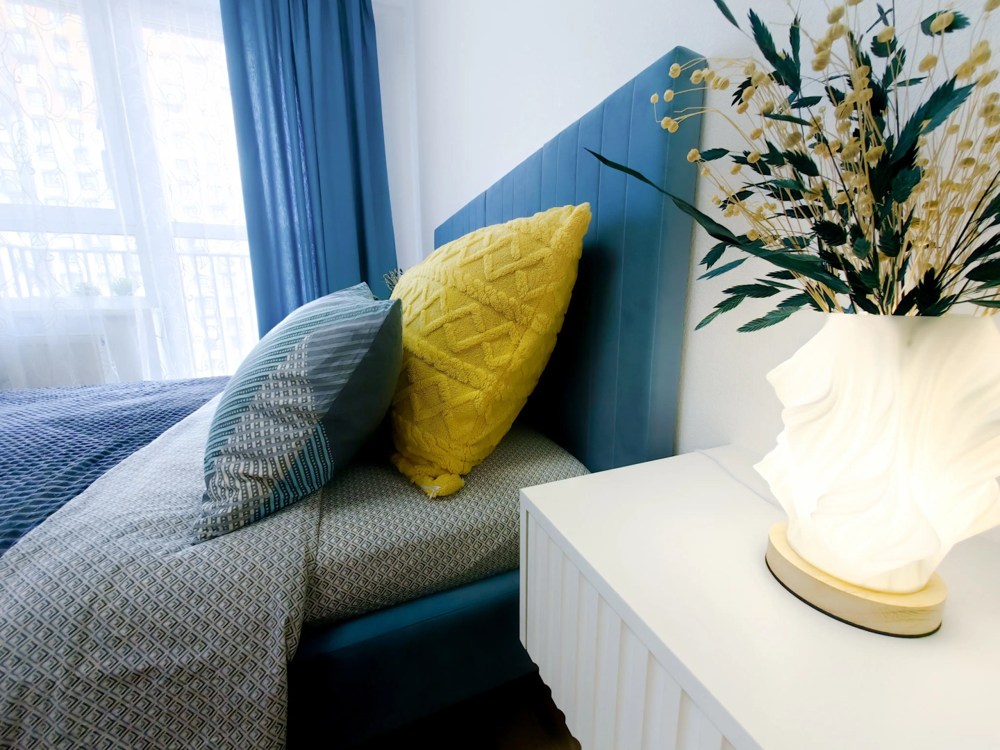 Квартира Вместительная у МРНЦ им. Цыба