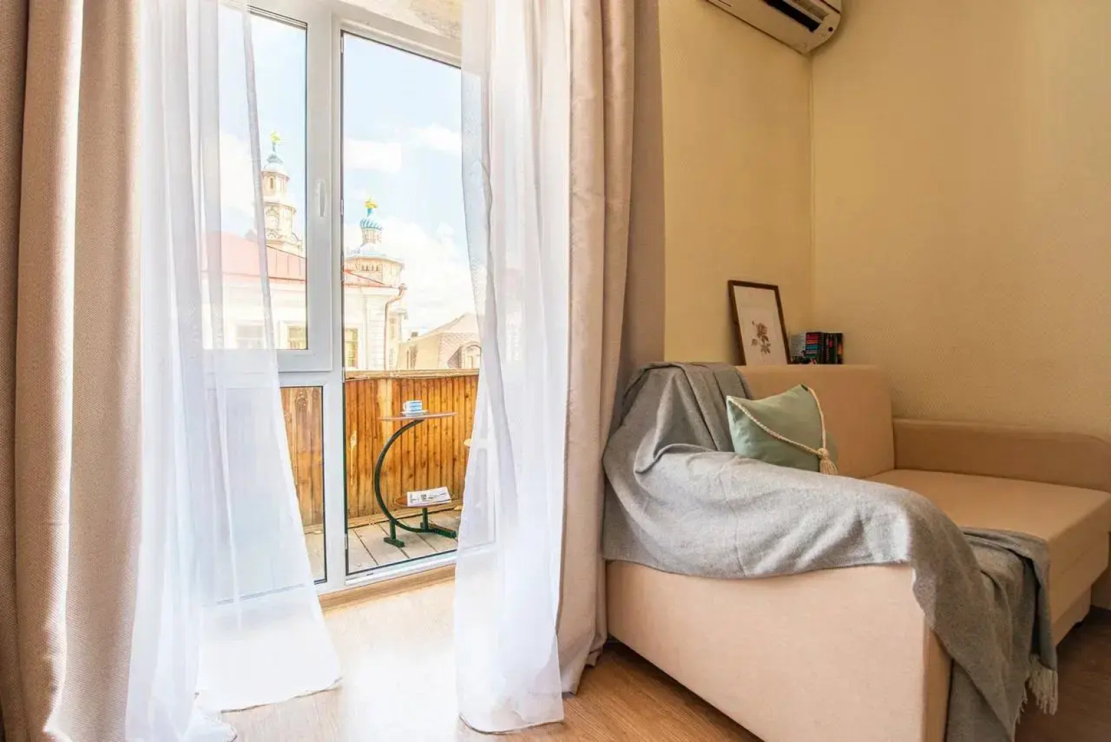 Квартира Двухкомнатная у Кремля с видом на Собор