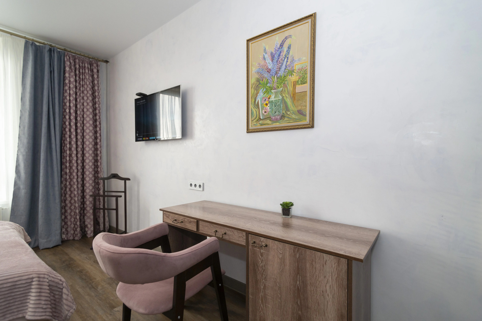 Апартаменты ДзенХоум Весна 1128