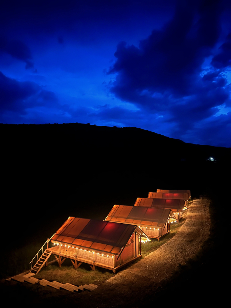 Коттедж Caspian Camp