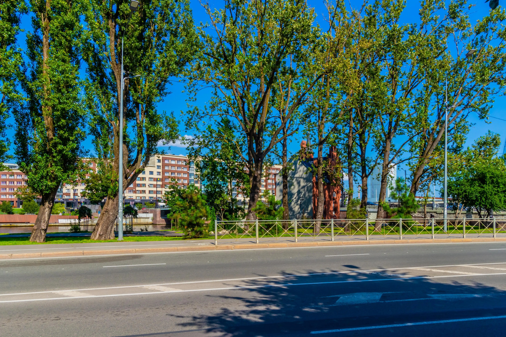 Апартаменты двухкомнатные в Рыбной деревне у Домика Смотрителя