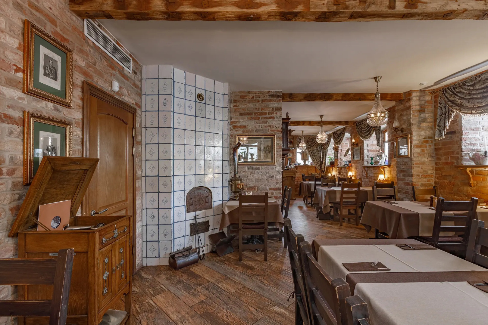 Отель Империал