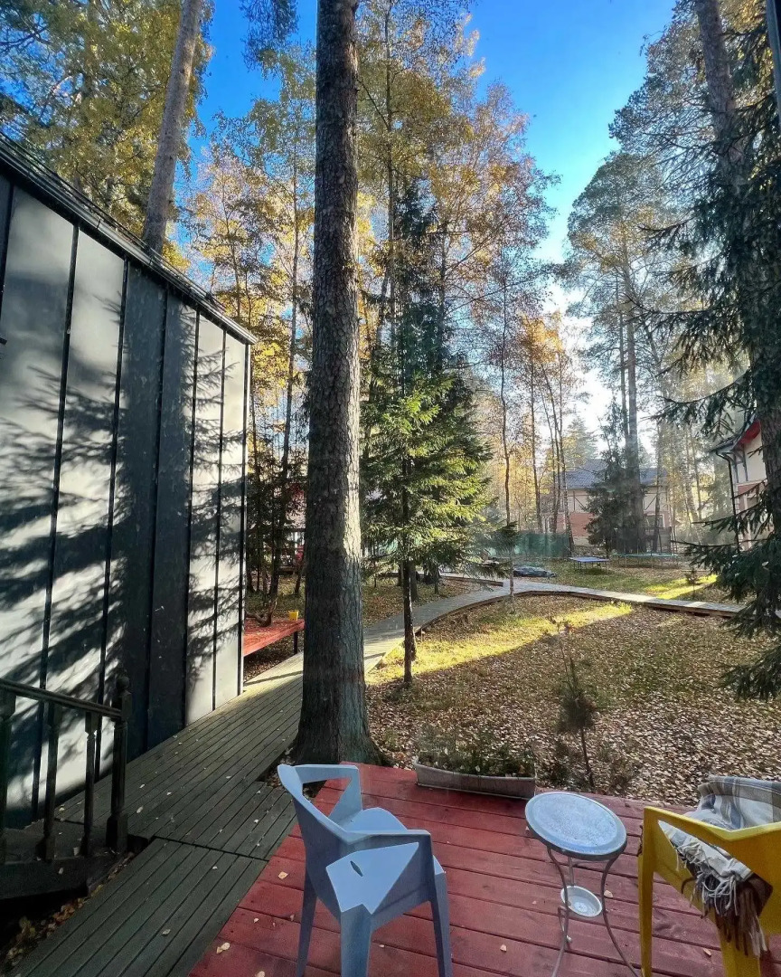 Частный дом в Заветах Ильича с розовой гостиной