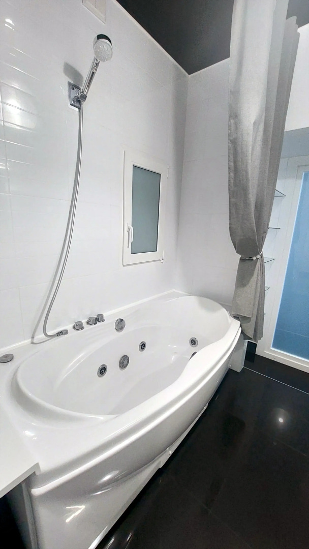 Квартира на берегу моря в центре города