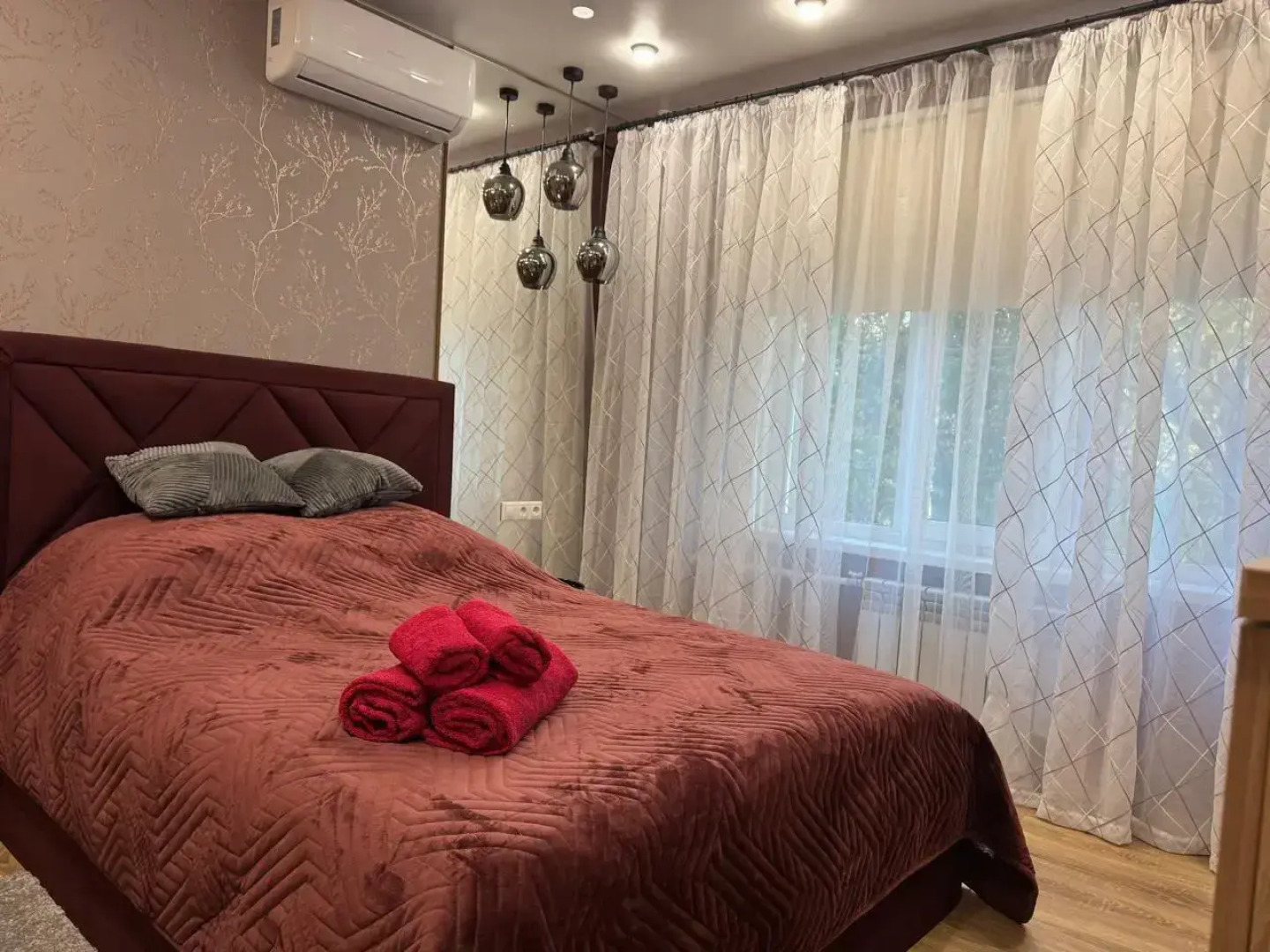 Квартира SvoyLux-2(красная)