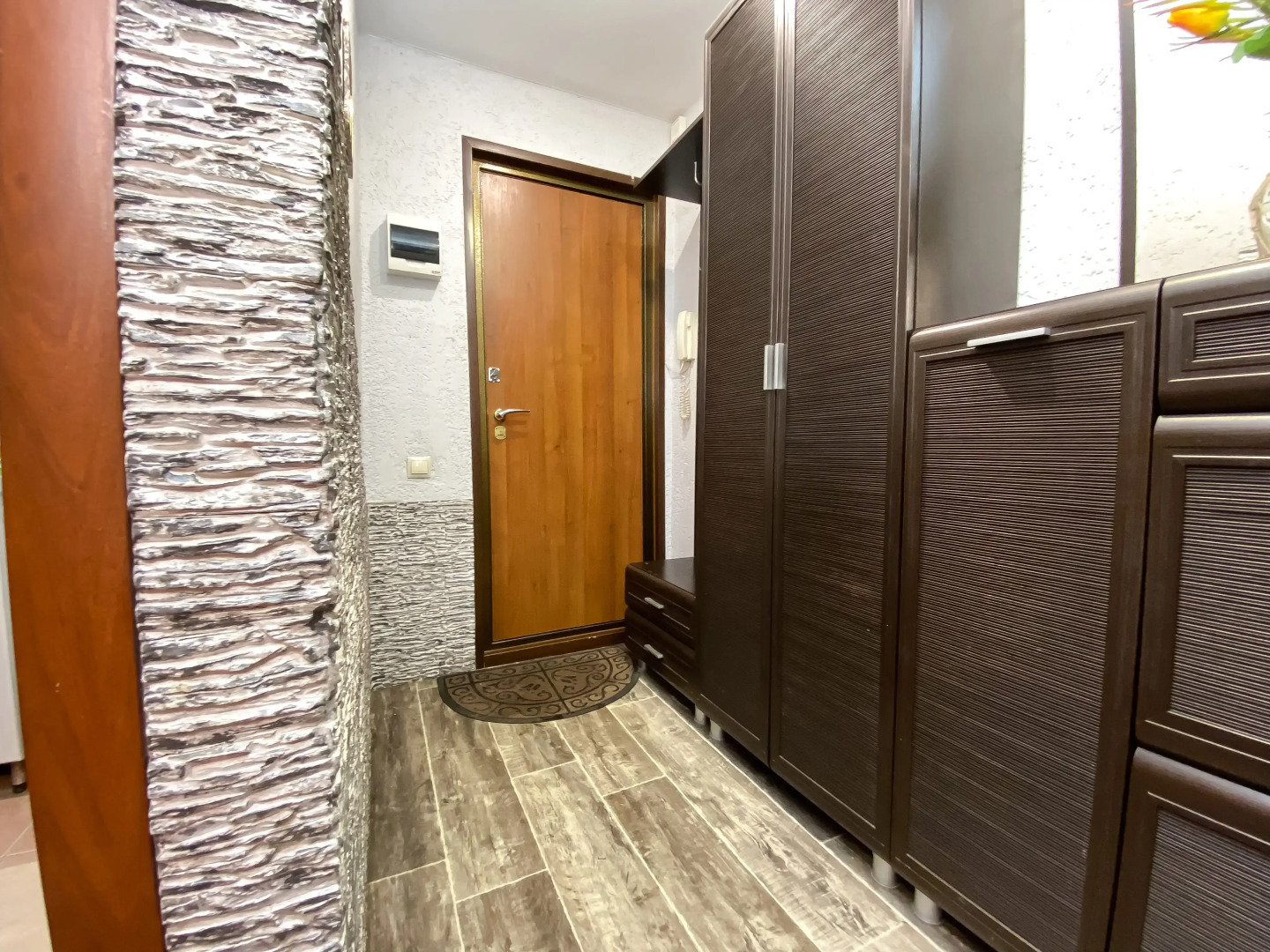 Апартаменты трёхкомнатные у Винновской рощи