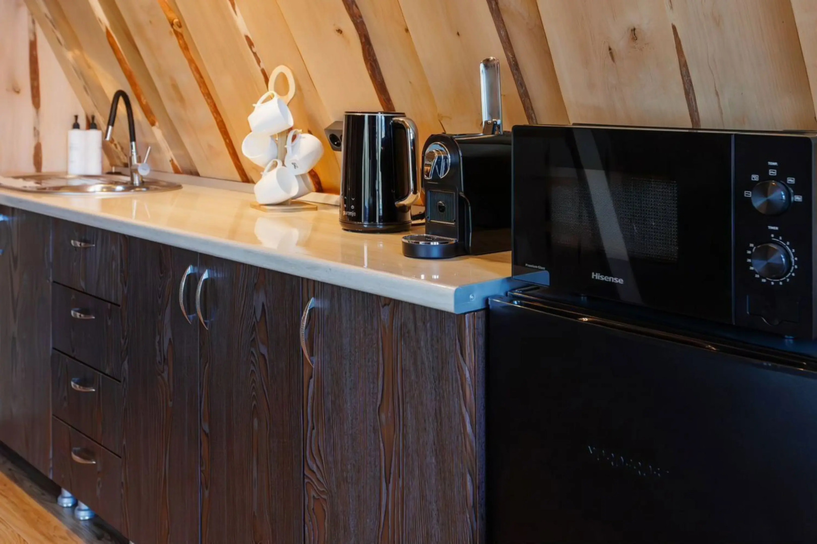 Частный дом С баней и чаном с видом на озеро