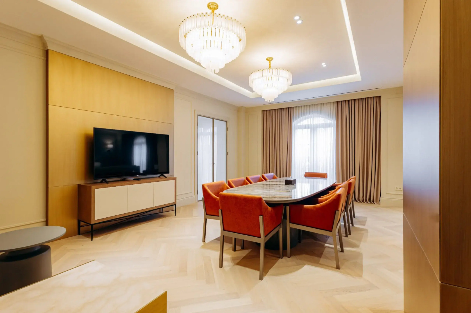 Апарт-отель Four Seasons