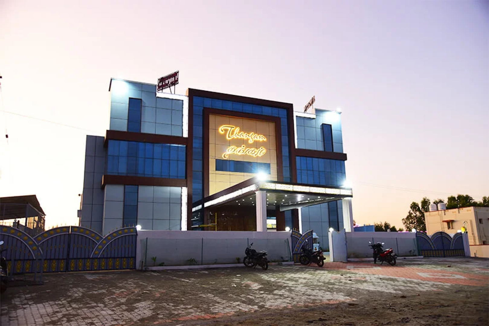 Отель Thangam Residency