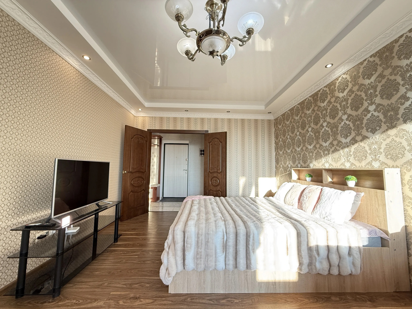 Апартаменты в Центре Города с Видом на Город