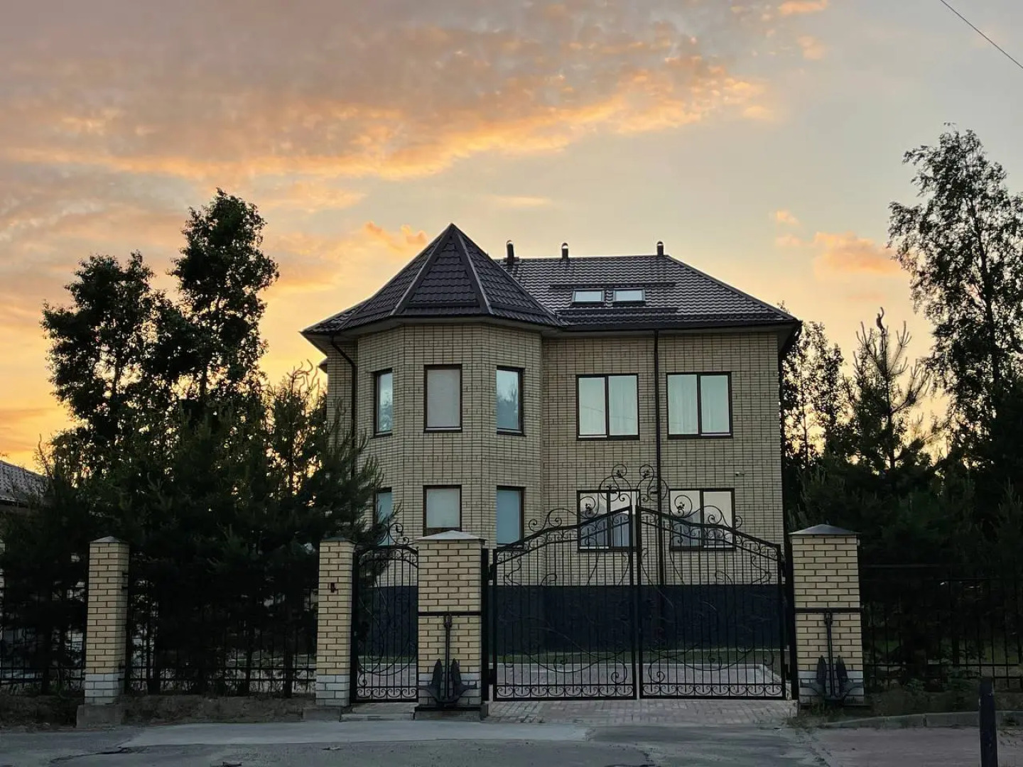 Отель Корабельная