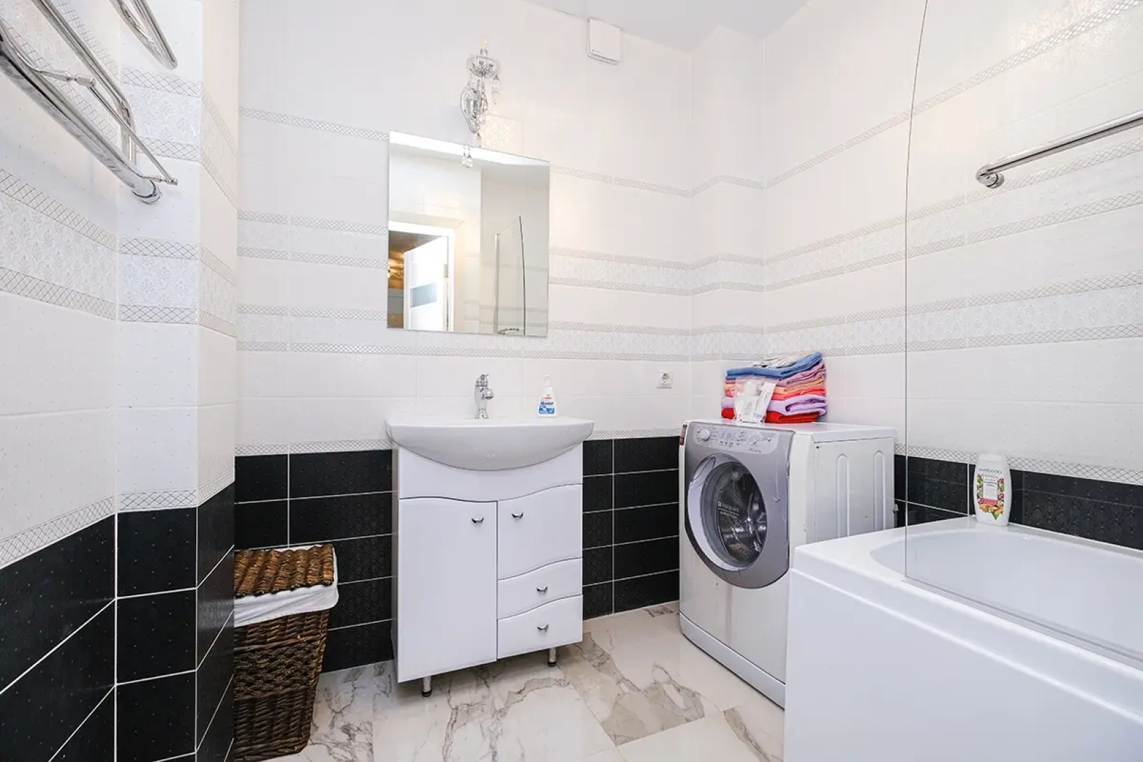 Kvartira na Marksa Apartments