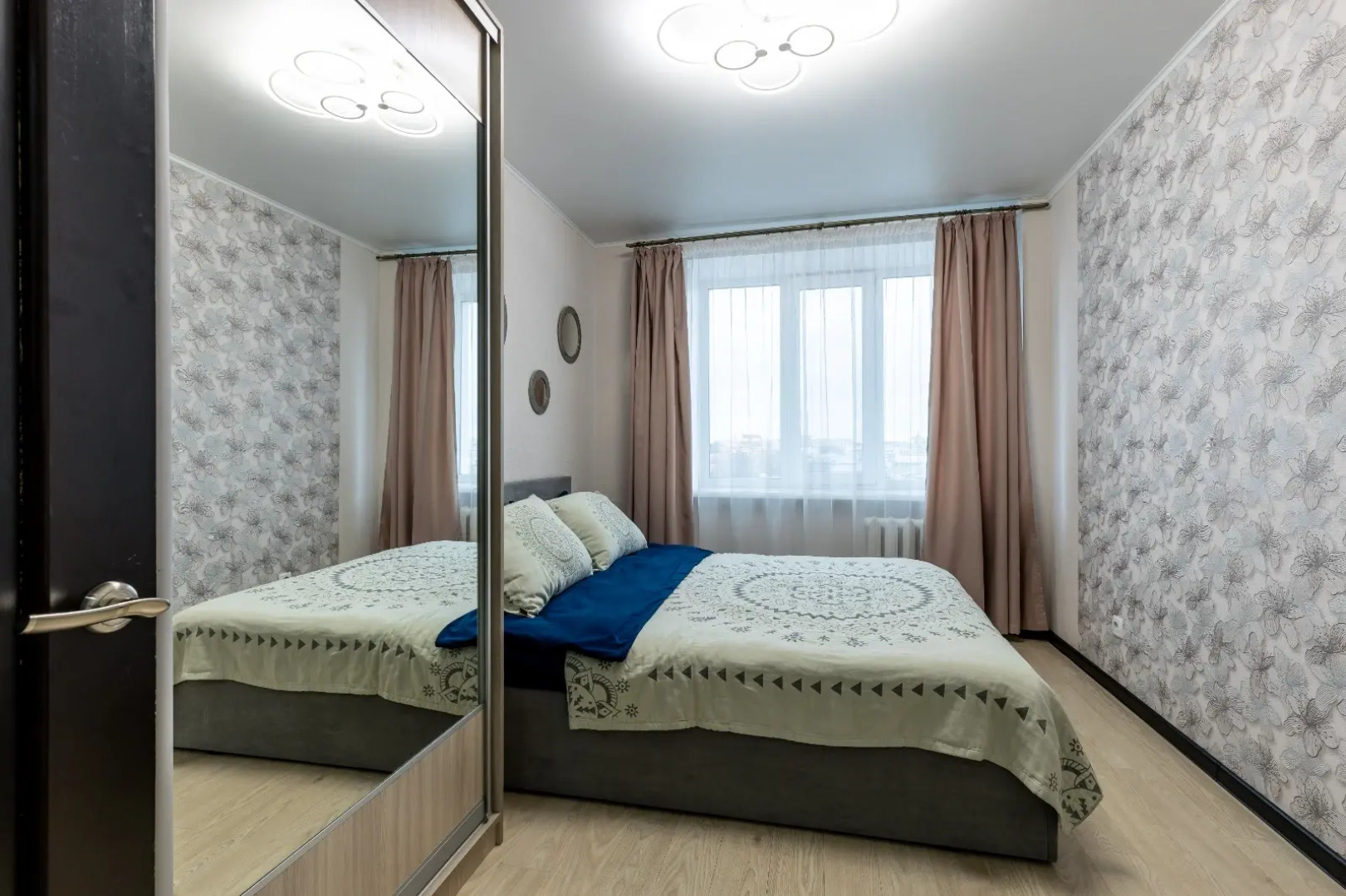 Квартира с видом на город и достопримечательности