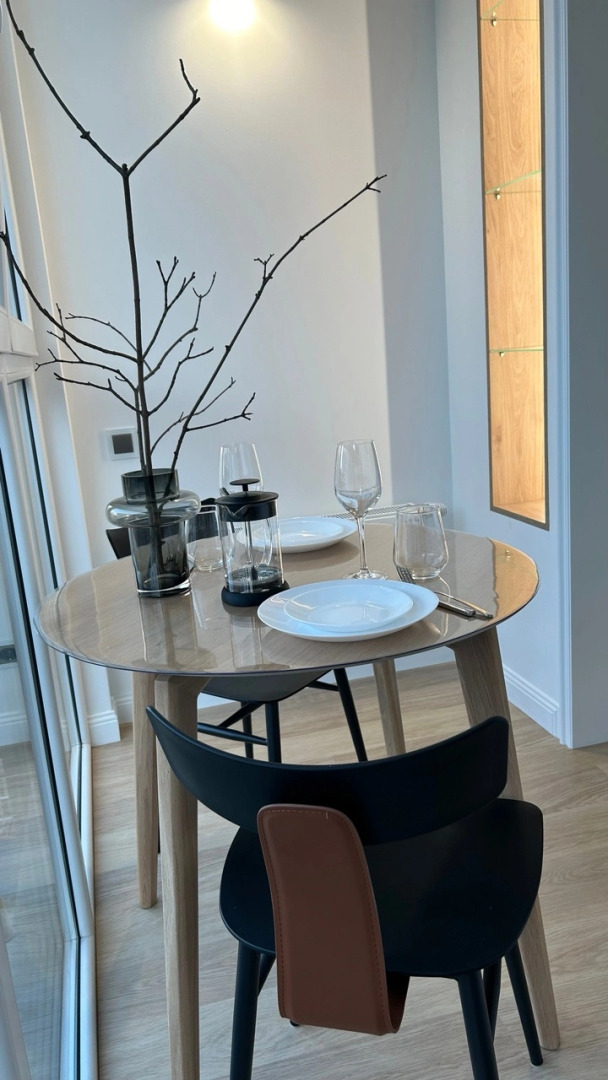 Квартира стильная от дизайнера у озера