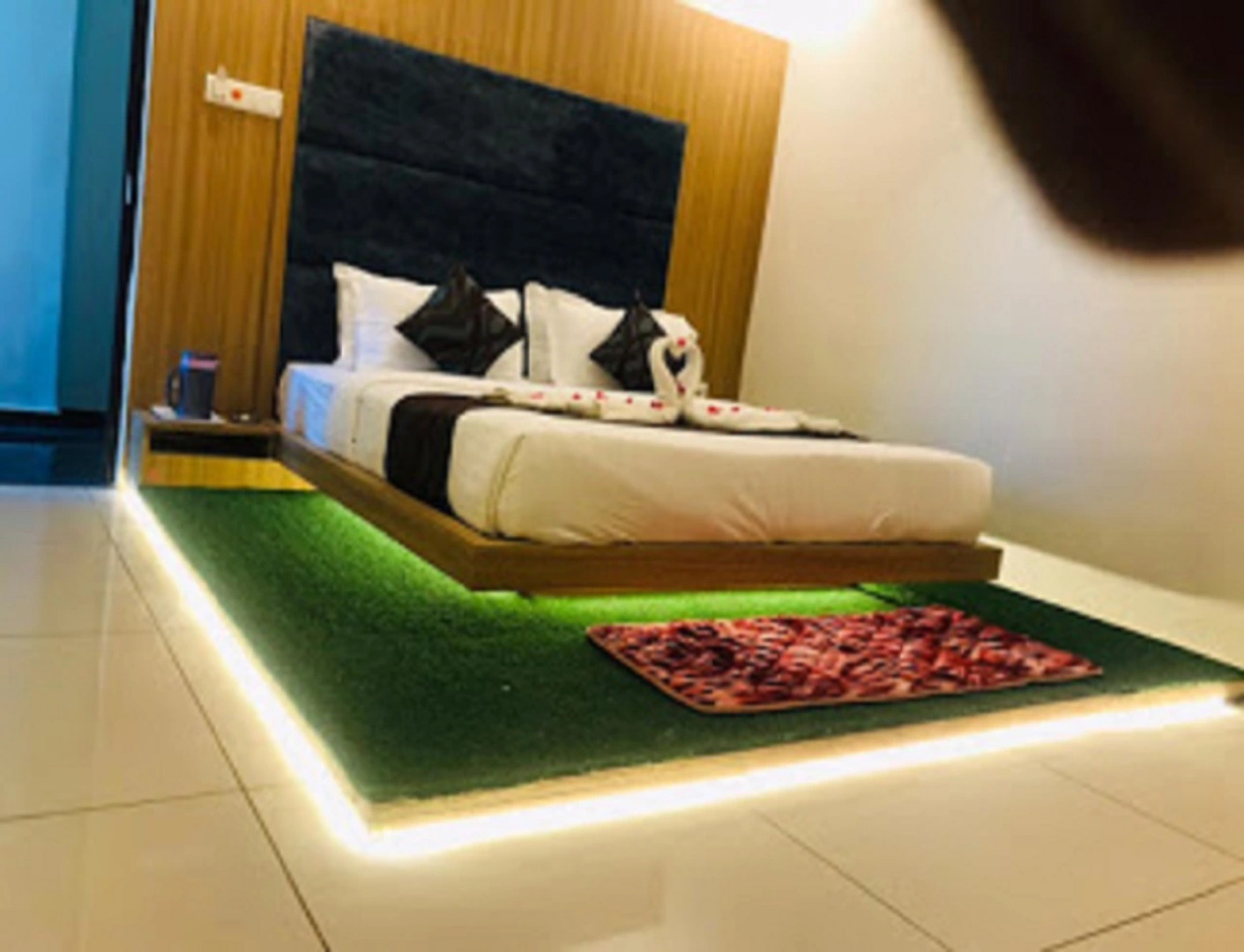 Отель Harsh Amin