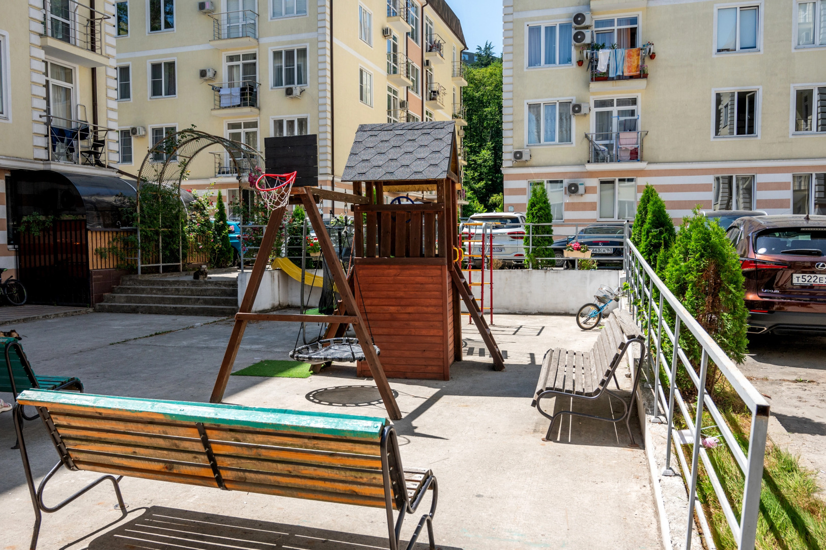 Апартаменты Sun City в центре Сочи