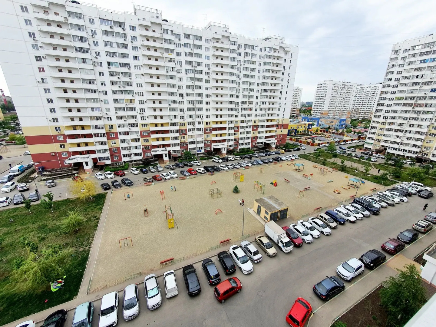 Квартира с балконом на Котлярова