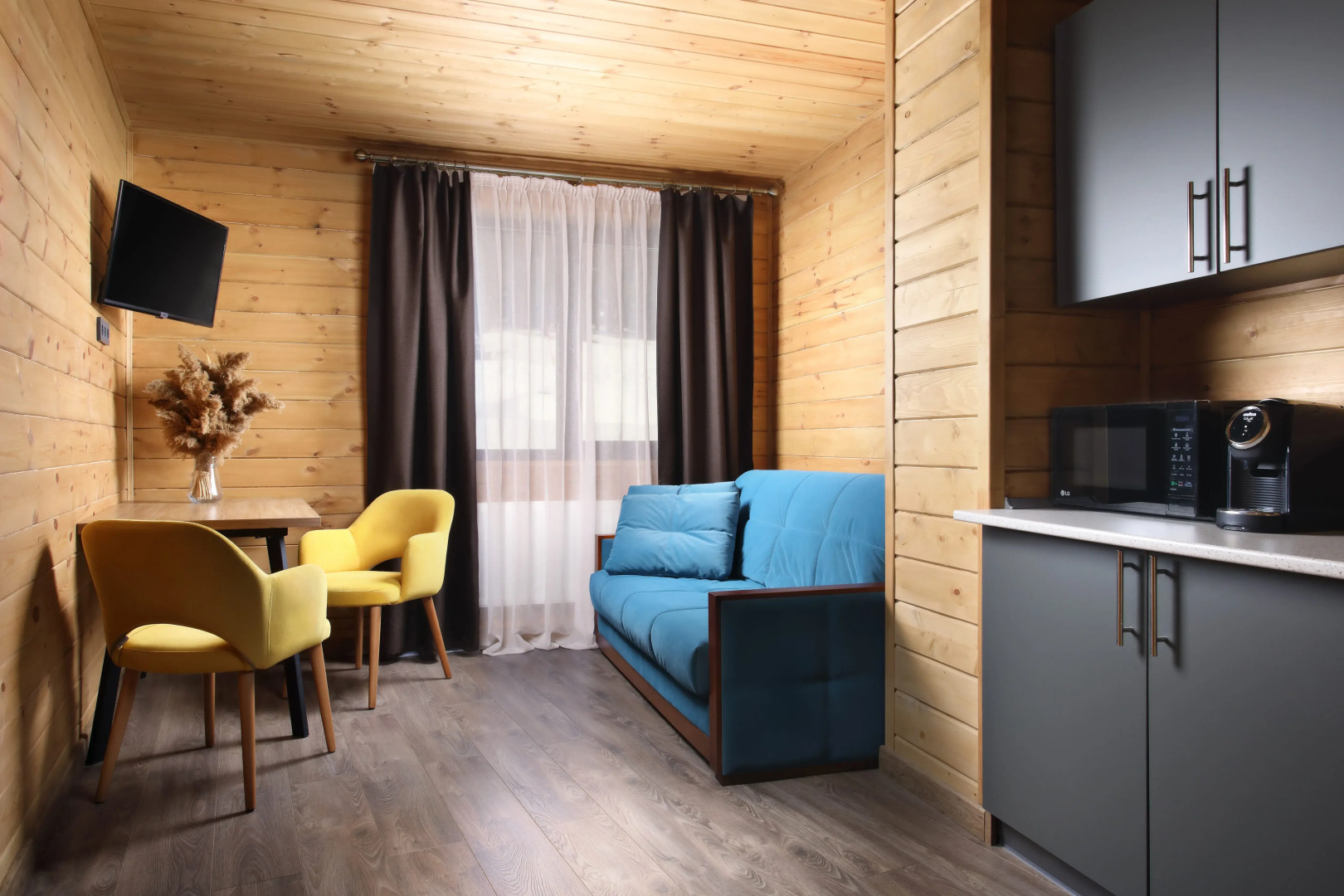 Axis Миррос Архыз