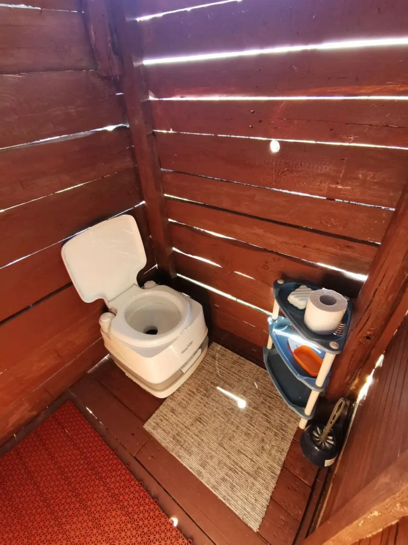 Частный Дом на Берегу Реки